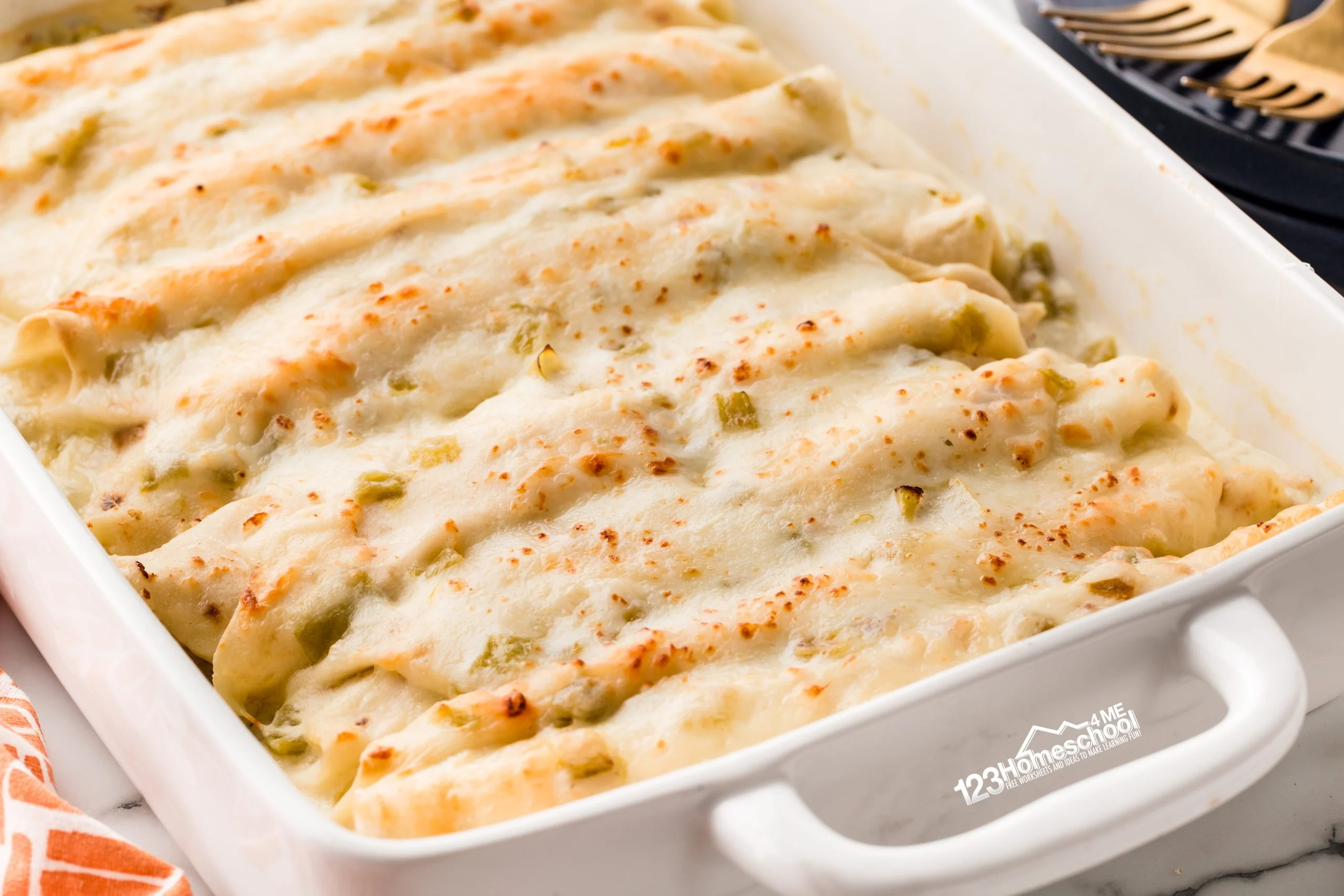 Creamy Cheese and Chicken Enchiladas