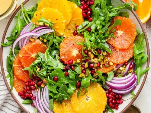 Mixed Baby Greens with Fennel, Oranges, and Caramelized Onions