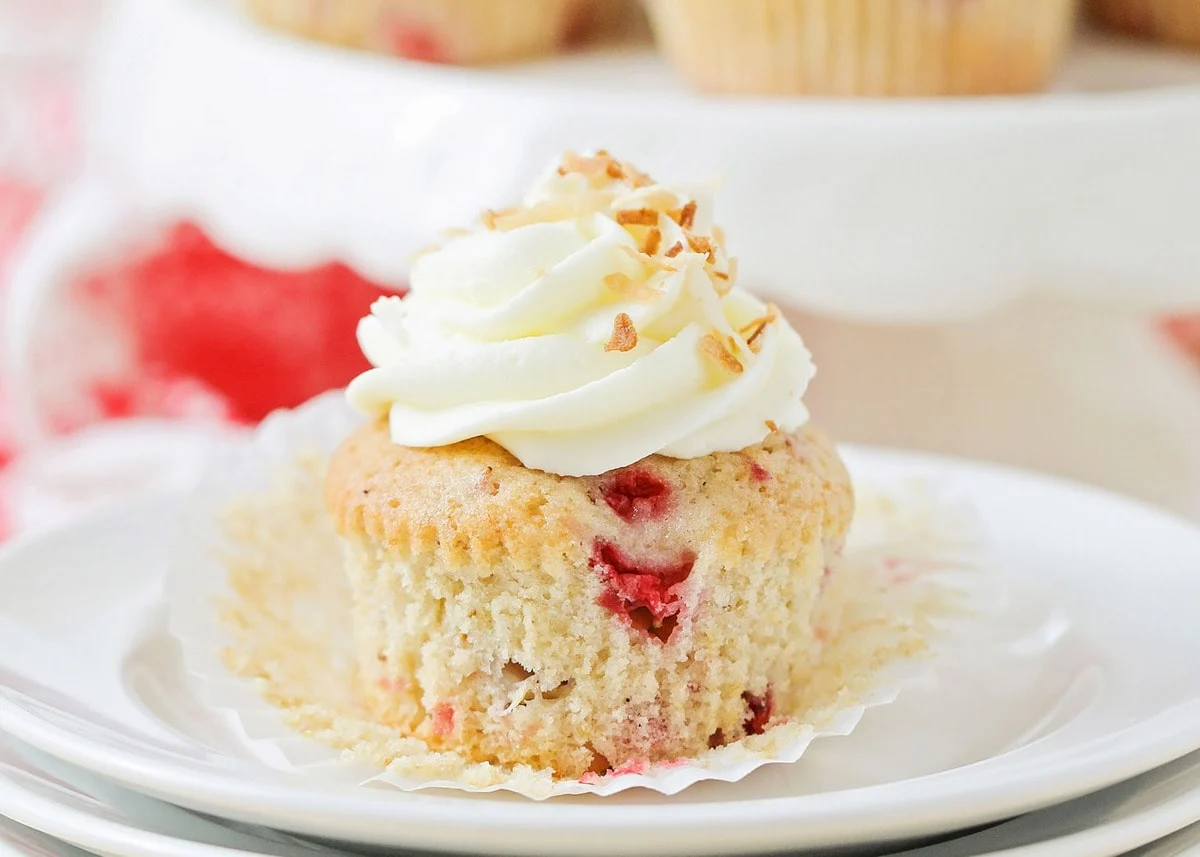 Fresh Strawberry Cupcakes with White Chocolate Frosting