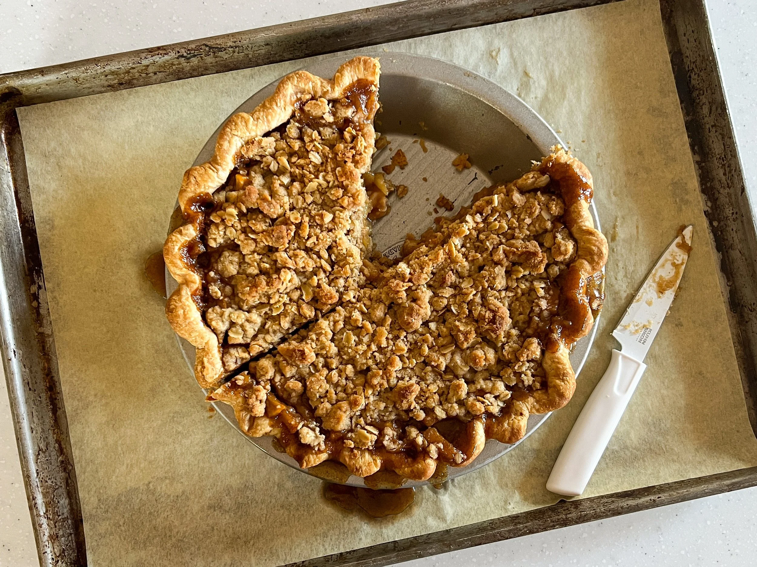 Julie’s Apple Crumb Pie